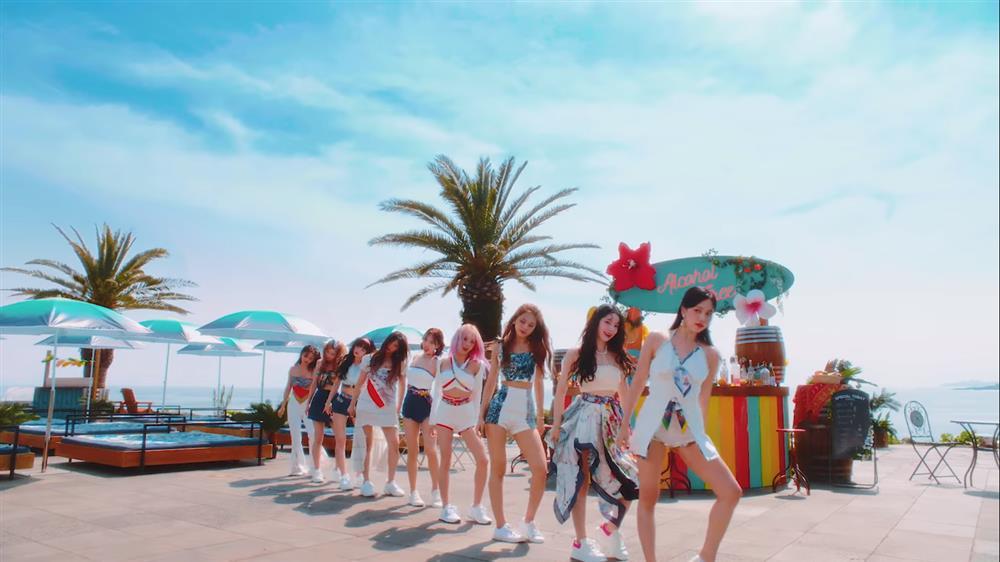 TWICE vừa tái xuất đã khiến K-net thất vọng vì chất lượng bài hát một màu bất chấp chi phí sản xuất lớn?-2