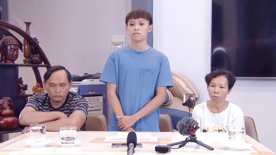 HOT: Hồ Văn Cường và bố mẹ đẻ quay clip nói rõ ồn ào với Phi Nhung-1