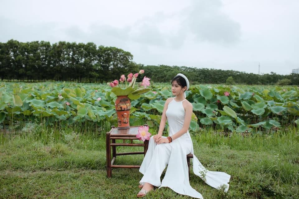 Con gái Hiệp Gà đẹp ngỡ ngàng tuổi 17, được khuyên thi hoa hậu-1