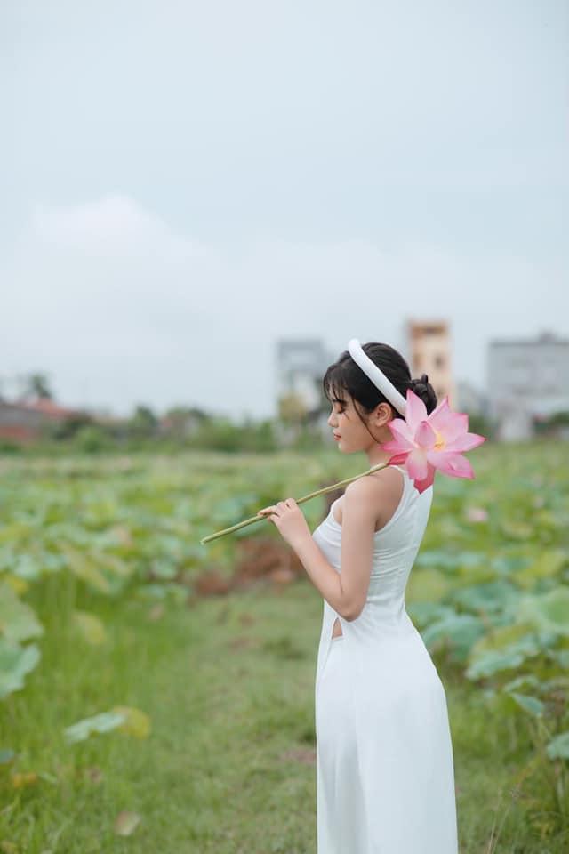 Con gái Hiệp Gà đẹp ngỡ ngàng tuổi 17, được khuyên thi hoa hậu-3