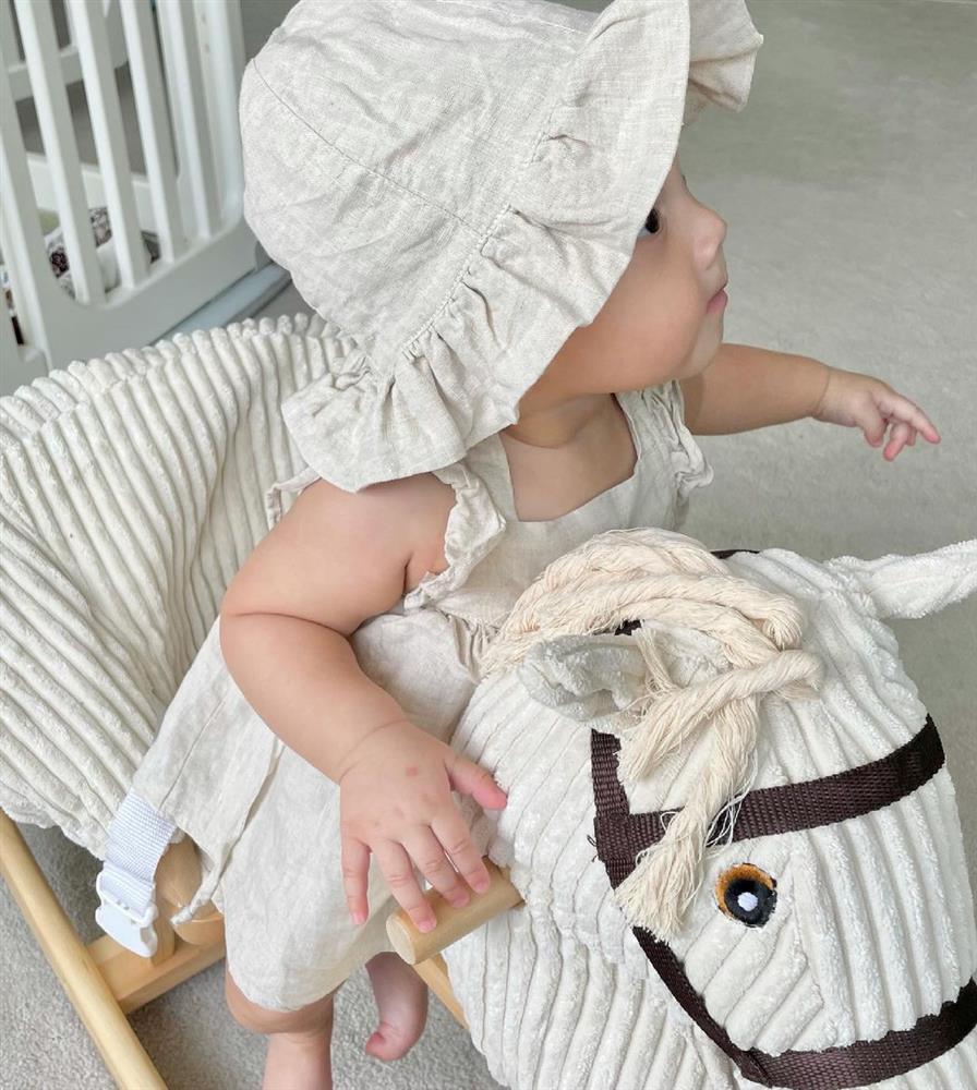 Con gái Hồ Ngọc Hà hóa công chúa đời thường, nhìn xinh muốn xỉu-7