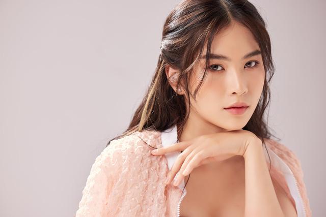 Cô Kỳ Nhông Nam Anh trong Hương Vị Tình Thân: Diễn lố nhưng thời trang bao chảnh-11