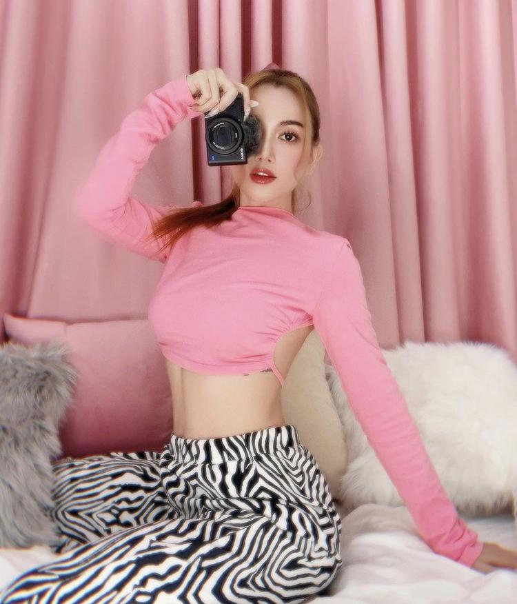 Muốn mặc tông hồng không sến, học ngay Kỳ Duyên - Minh Triệu!-4