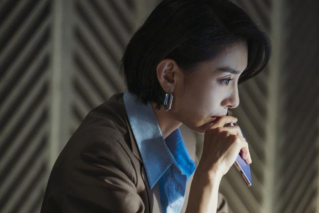 Bắt gặp chồng của đồng nghiệp ôm hôn gái lạ, tôi định vạch trần thì sốc nặng-2