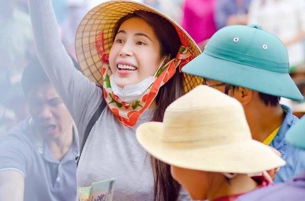 Sao Việt duy nhất được bà Phương Hằng khen trong Đại Hội Vạch Mặt-2