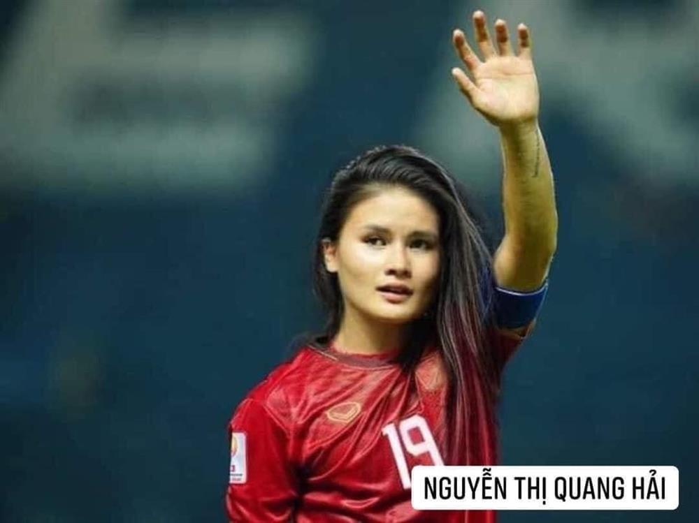 Trước trận gặp Malaysia, tuyển Việt Nam chuyển giới xinh như mộng-1