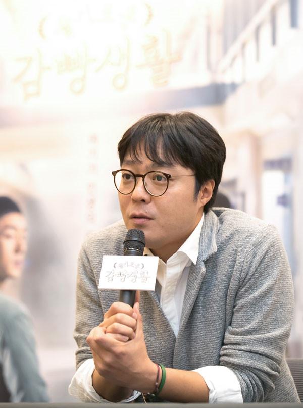 Đạo diễn Hospital Playlist tham vọng mời Jin hoặc V BTS cho dự án tới-1