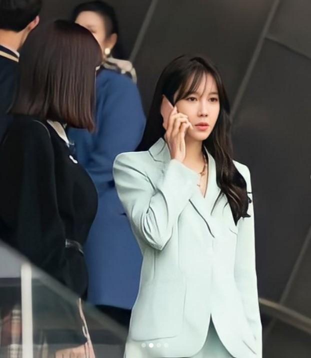 Penthouse 3: Ha Eun Buyl tạo hình mới siêu phèn, Seok Kyung bỏ mẹ về với dượng Tê-2