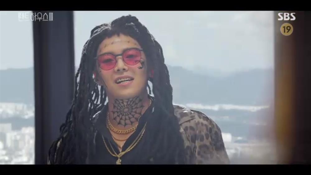 K-net quỳ lạy độ điên của biên kịch Penthouse khi cho anh trai Logan Lee xuất hiện-2