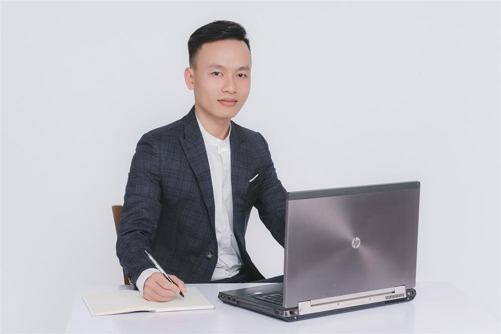 Vượt qua định kiến, 9X thành công theo đuổi đam mê lập trình game-3