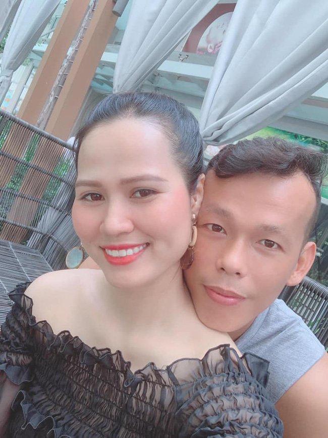 Hôn nhân hạnh phúc của thủ môn Tấn Trường: Trúng sét ái tình ngay lần gặp đầu tiên-4