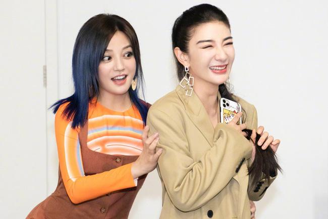 3 kẻ thù của Triệu Vy trong Cbiz: Với Phạm Băng Băng có thể hòa giải được nhưng tại sao Chương Tử Di thì không?-10