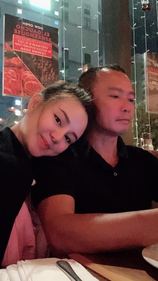 Vy Oanh mừng sinh nhật chồng hoành tráng sau ồn ào zĩ zãng zơ záy-13