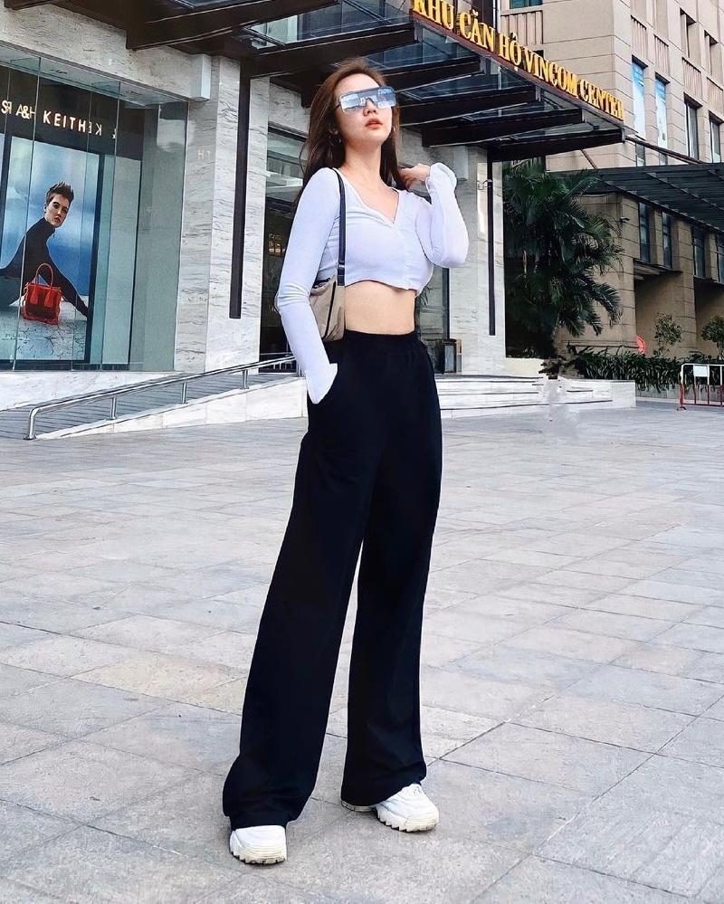 Thúy Ngân diện áo Quốc kỳ mừng tuyển Việt Nam - Kỳ Duyên ngầu đét với style golfer-5