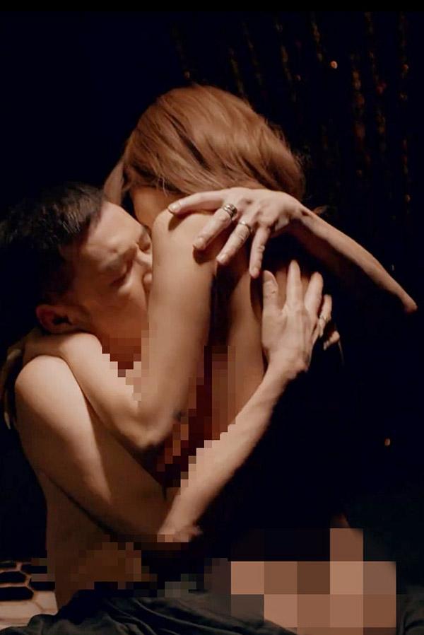 Sốc với cảnh nóng quá bạo liệt, cởi 100% trên màn ảnh phim Việt-5