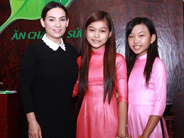 Ngoài Hồ Văn Cường, 3 người con nuôi của Phi Nhung sống và có sự nghiệp ra sao?-4