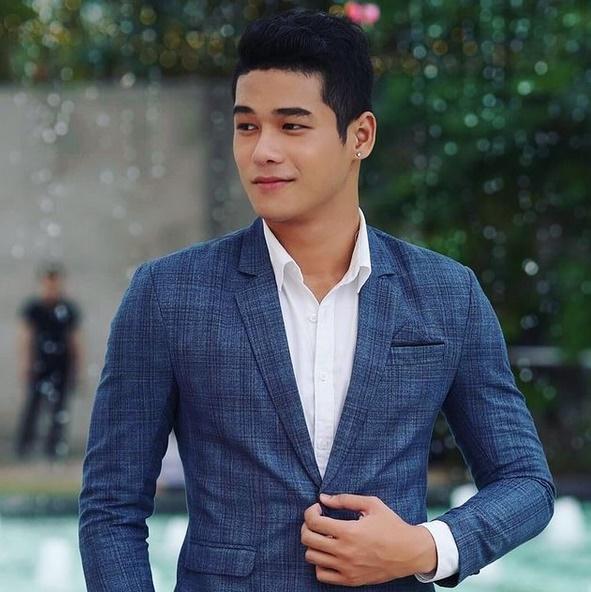 Huy Kai Người Ấy Là Ai lộ ảnh quá khứ vịt hóa thiên nga-1