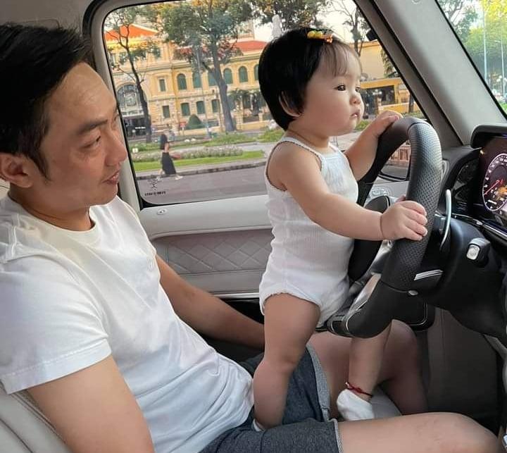 Cường Đô La lộ tóc bạc đầy đầu, già trước tuổi 39-3