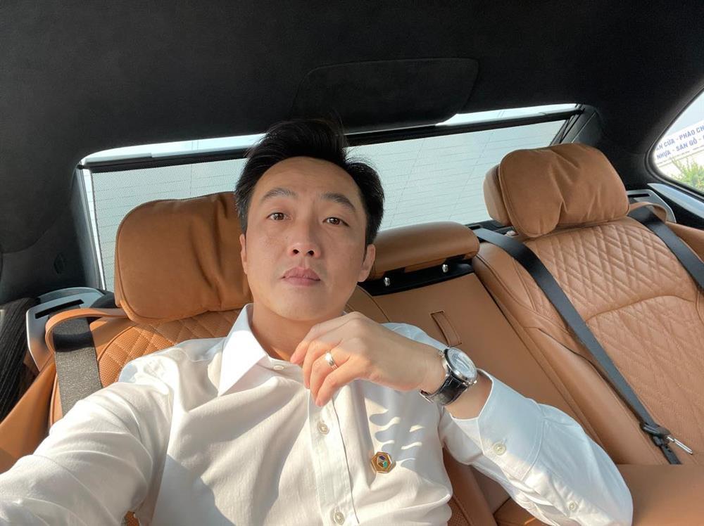 Cường Đô La lộ tóc bạc đầy đầu, già trước tuổi 39-4