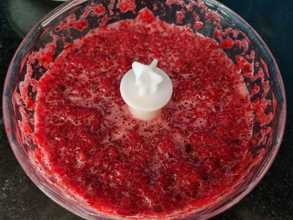 Mận đang cuối mùa, tranh thủ học công thức làm sốt mận ăn kèm gì cũng ngon-4