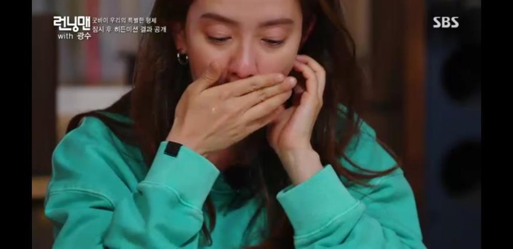 Lee Kwang Soo khóc nghẹn trong ngày chia tay Running Man-4