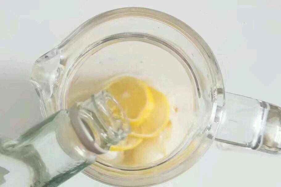 Nước chanh pha thế này không chỉ mát lạnh mà còn bắt trend cực mạnh-4