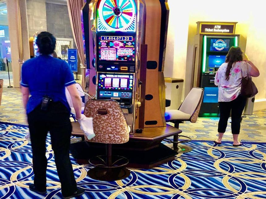 Thủ phủ ăn chơi của Mỹ đông đúc trở lại-3