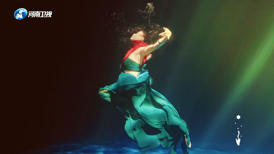 Mỹ nhân đóng thế phim Châu Tinh Trì nổi tiếng sau một điệu múa-1