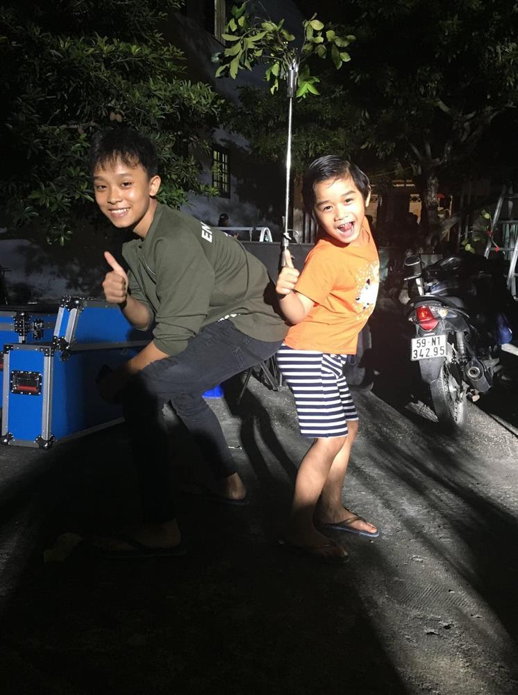 Ba sao nhí Huy Khang nói về Phi Nhung và Hồ Văn Cường: Họ tình cảm lắm-5