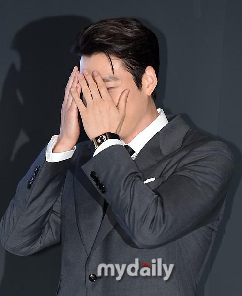 Tài tử Người Thừa Kế điển trai hết nấc, rạng rỡ sau thời gian điều trị ung thư-4