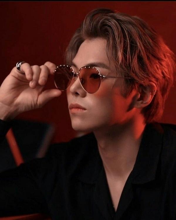 2 lần Park Eun Seok bị biên kịch Penthouse dìm tơi tả: hết hóa trang thành ông thầy lập dị đến anh trai Logan Lee khiến khán giả cạn lời-1