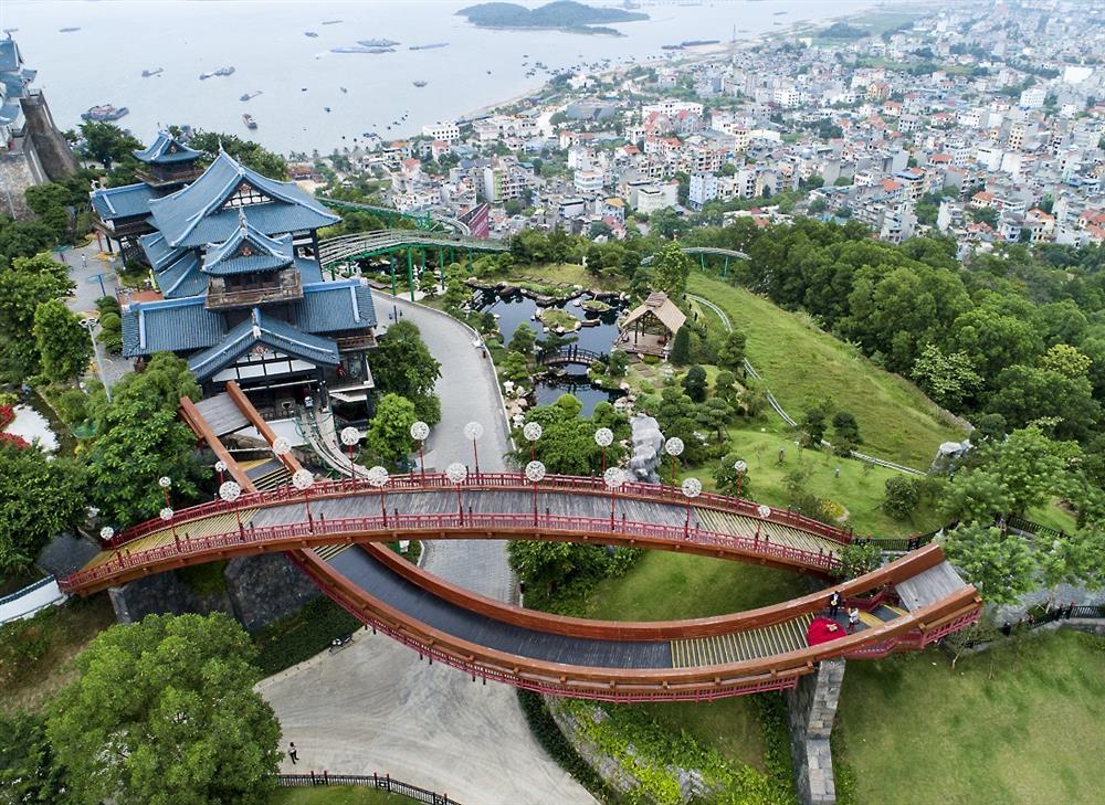 Du lịch Quảng Ninh, điều gì tạo nên sức hút bốn mùa?-1