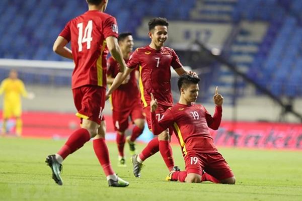 Số tiền thưởng nào xứng với công lao của thầy trò HLV Park Hang Seo?-2