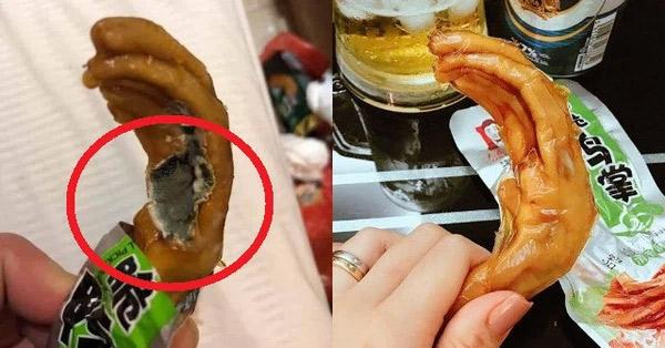 Mua bánh mì, cô gái thất kinh khi vừa định đưa lên miệng-4