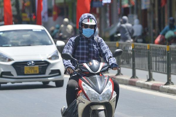 Bắc Bộ nắng nóng gay gắt trên 38 độ C, tia cực tím cực đại ngưỡng cao nhất-1