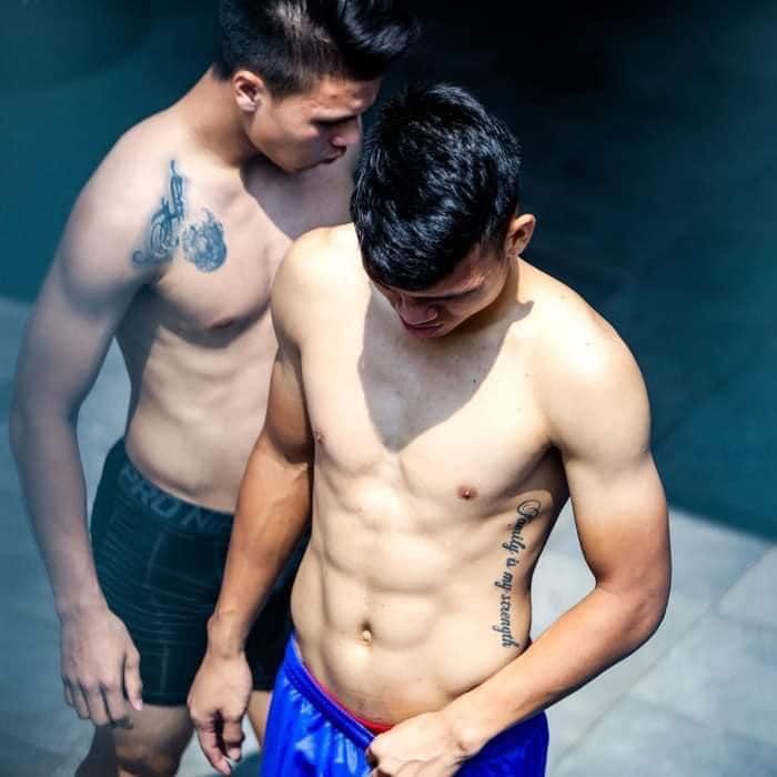 Body 6 múi như múi sầu riêng của Xuân Mạnh.