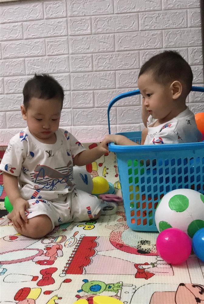 Đặng Thu Thảo trước sinh mặt đầy mụn, sau sinh như vẫn bầu-9