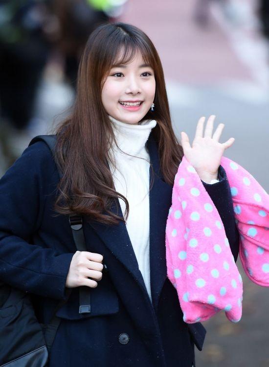 Chaewon APRIL tố ngược Hyun Joo giả tạo, tự dựng chuyện bắt nạt-6