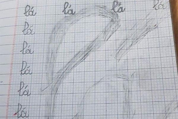 Nhóc tiểu học làm văn tả bố chân ngắn, chỉ mê gái đọc cười muốn sảng-5