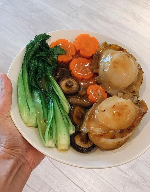 Siêu mẫu Thanh Hằng với những lần vào bếp không thua kém Masterchef-6