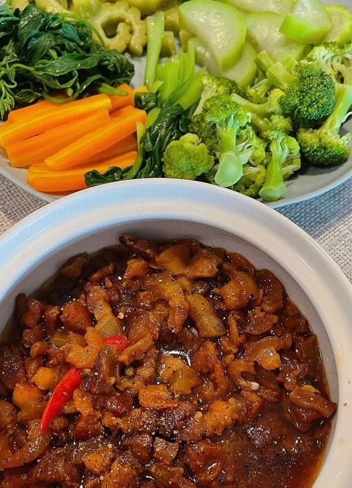 Siêu mẫu Thanh Hằng với những lần vào bếp không thua kém Masterchef-5