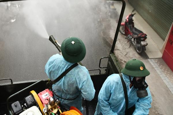 3 nhân viên Trạm y tế phường mắc COVID-19, tìm người 5 địa điểm ở TP.HCM-1