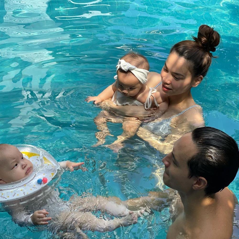 Gia đình Hồ Ngọc Hà đi bơi: 3 nét đẹp không bằng 1 nét hài-7