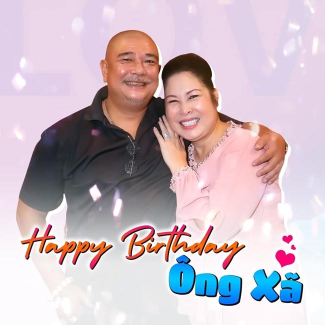 Ngoài công việc của một nhà sản xuất, Lê Tuấn Anh còn là ông chủ của nhà hàng Ngã Ba Sông. Hàng ngày, anh đi chọn đồ cá, chọn rau với đầu bếp, cùng vào bếp và chăm chút cho việc kinh doanh.