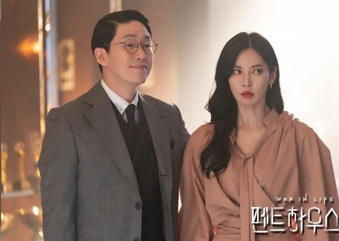 Penthouse 3: Bác sĩ Ha chết lặng nhìn dì Trinh bên kẻ thù, vợ chồng tan nát còn đâu!-1