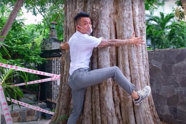 Con gái Minh Nhựa công khai nâng ngực, 3 tháng chưa dám bế con-7