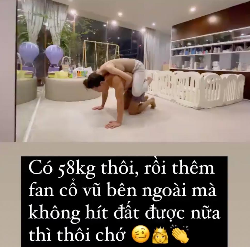 Body vạm vỡ nhưng Kim Lý cõng Hà Hồ hít đất được 5 cái thì sập nguồn-3