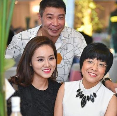 Vợ ba Công Lý thanh minh mối quan hệ với MC Thảo Vân-2