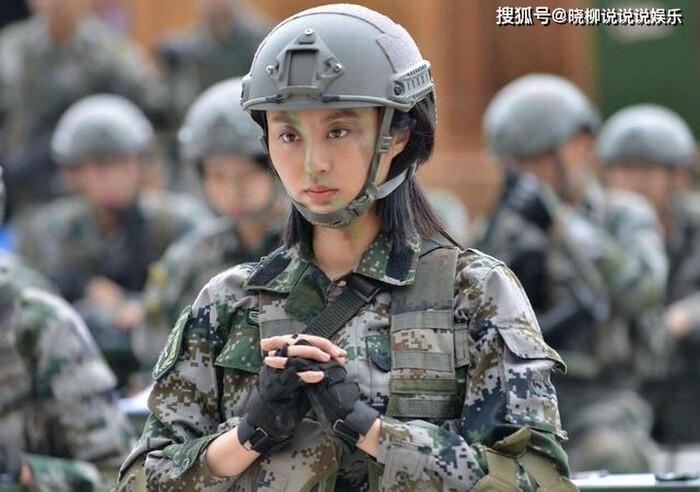 4 bộ phim dở tệ nhưng được fan phong là kinh điển-19