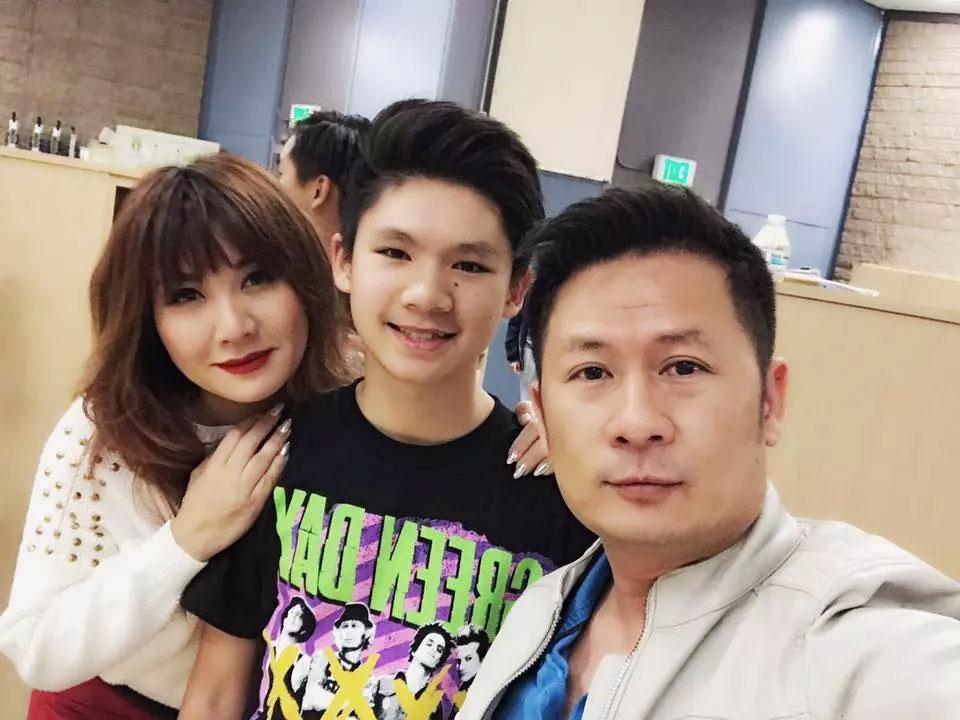 Con trai Bằng Kiều dậy thì tuổi 18 nhìn cao lớn không nhận ra-3